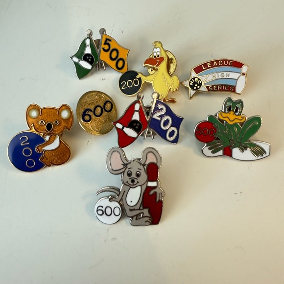 Vintage bundle of 8 bowling milestone pins - Picture 2 of 3